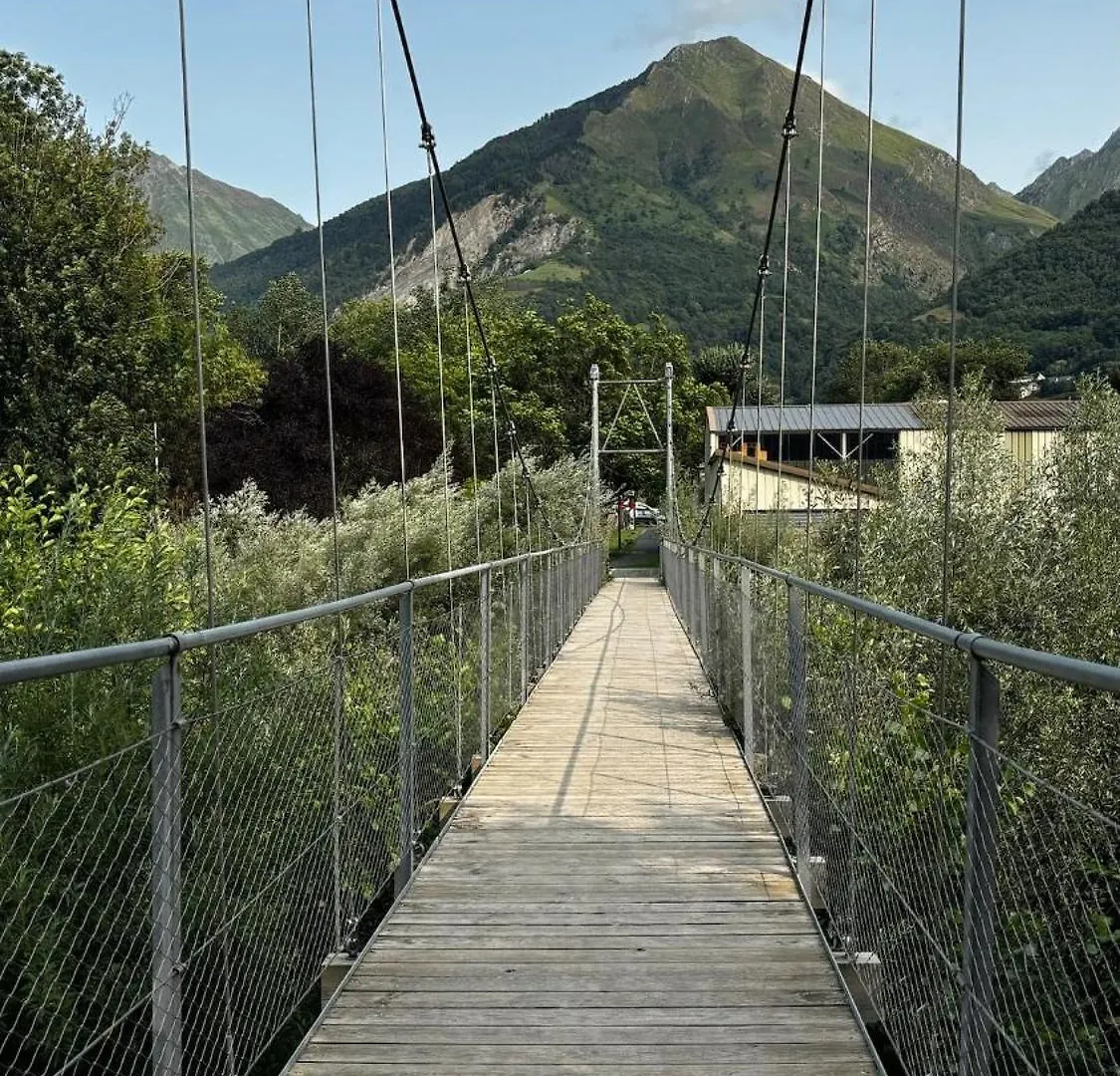 Logement T4 Tout Confort - 6 Pers Luz-Saint-Sauveur Lägenhet